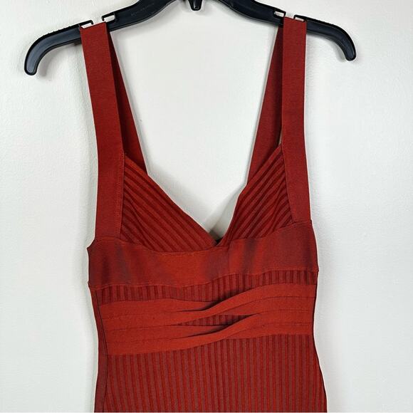 NEW House Of CB London Charmagne Rust Bandage Dress Womens M Ribbed Bodycon - Picture 4 of 11